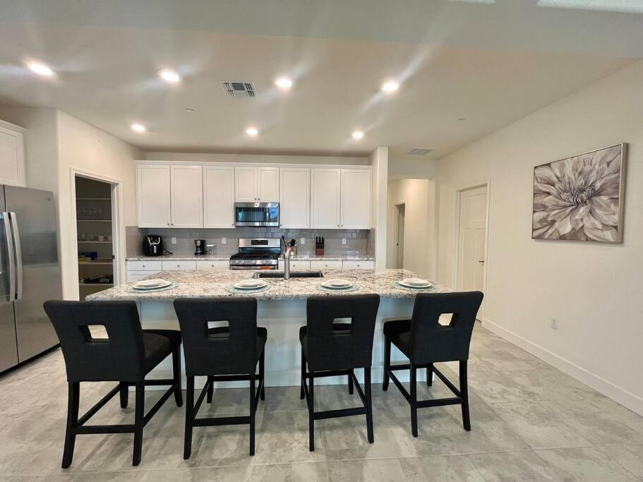 Brand-New, Beautiful & Stylish Home In Sacramento! Экстерьер фото