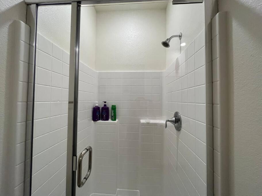 Brand-New, Beautiful & Stylish Home In Sacramento! Экстерьер фото